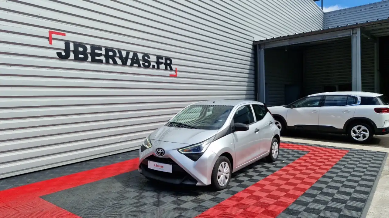Toyota Aygo PRO MY20 1.0 VVT-I X-PRO