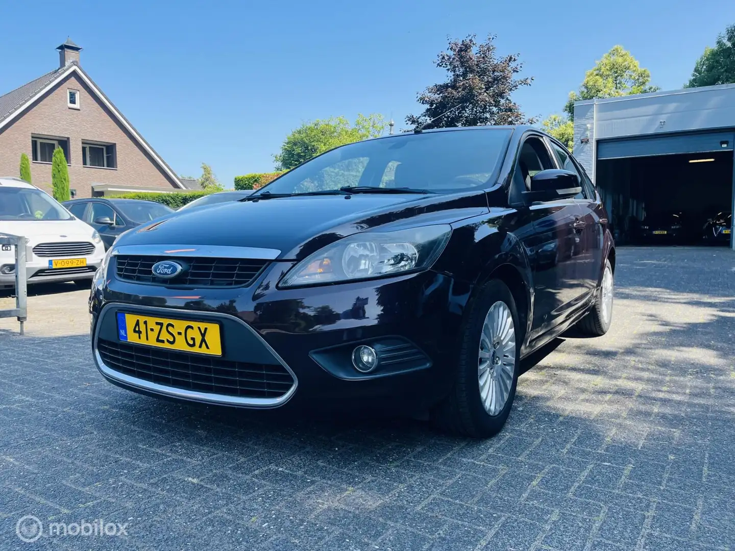 Ford Focus 1.6 Titanium Automaat / Clima / LM / Tel / PDC Paars - 1