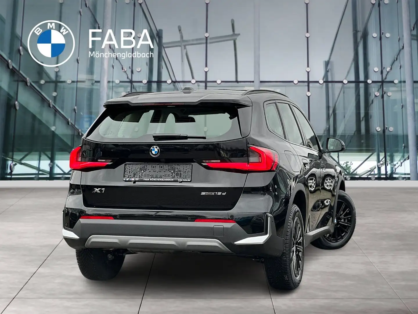 BMW X1 sDrive18d Head-Up DAB LED Pano.Dach RFK Shz Schwarz - 2
