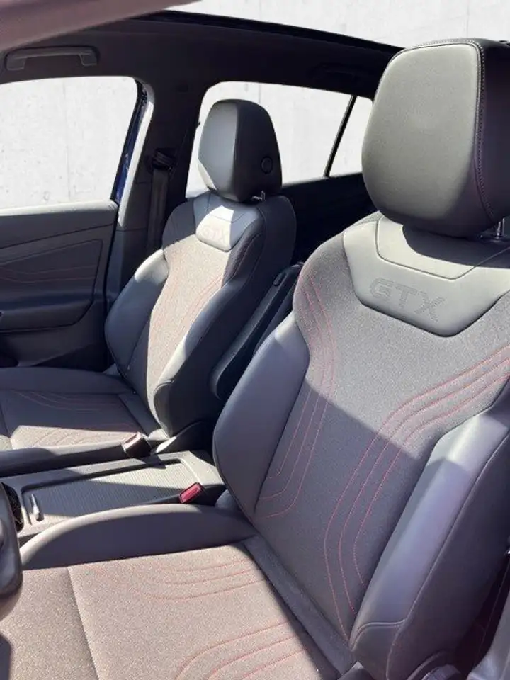 Volkswagen ID.4 GTX 220 kW 4Motion AHK Rear View Carplay DAB 9