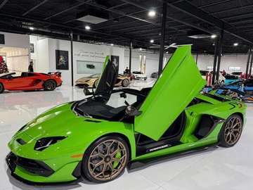 SVJ 6.5 V12 Roadster 6.5 W12 770HP "VERDE MANTIS"