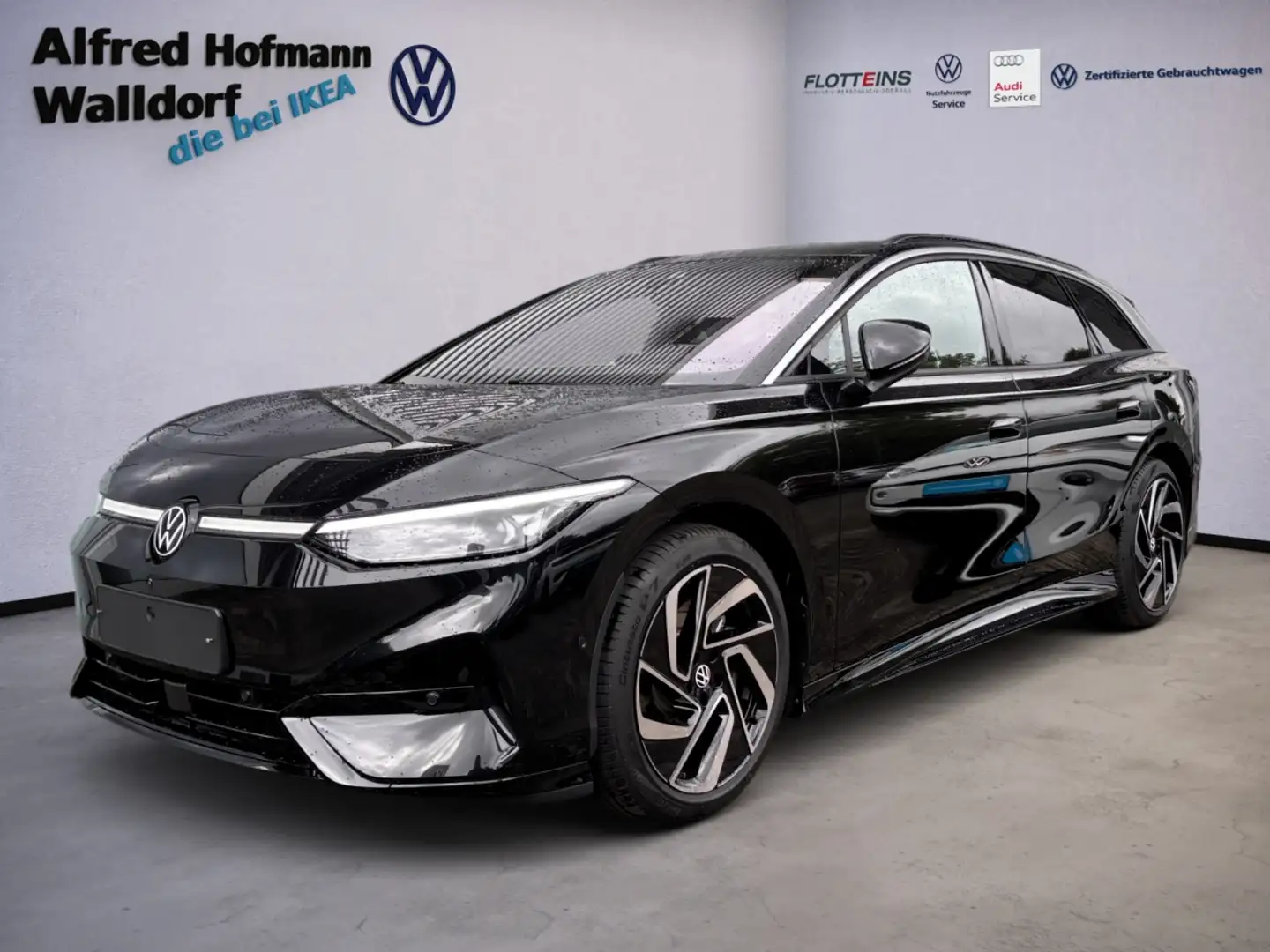 Volkswagen ID.7 Tourer KEYLESS AHK LED PANO NAVI LM Noir - 1