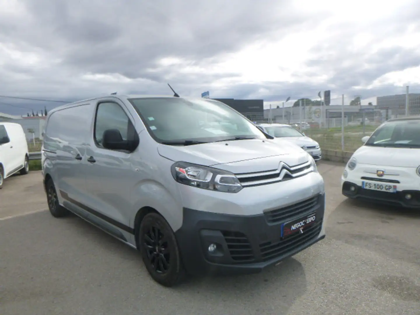 Citroen Jumpy BUSINESS M Grijs - 2