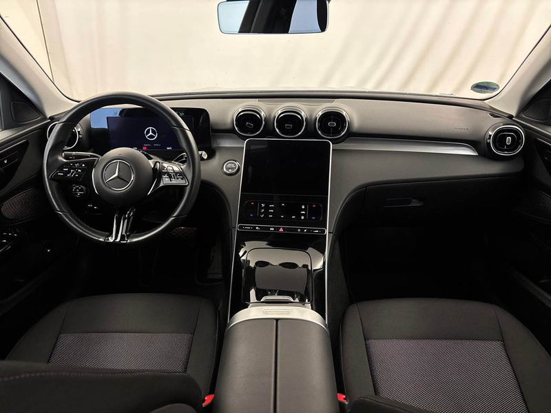 Mercedes-Benz C 200 d Avantgarde Key LED Lane Navi RKam AUT — photo 5