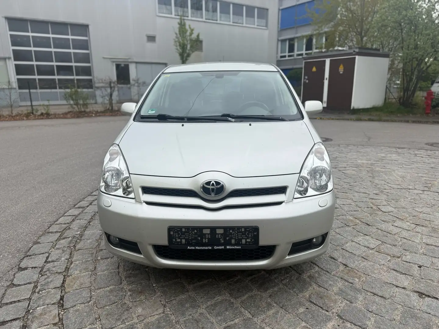 Toyota Corolla Verso 1.8 Luna Silber - 1