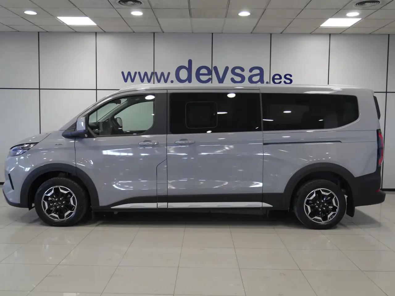 Ford Tourneo Custom 2026