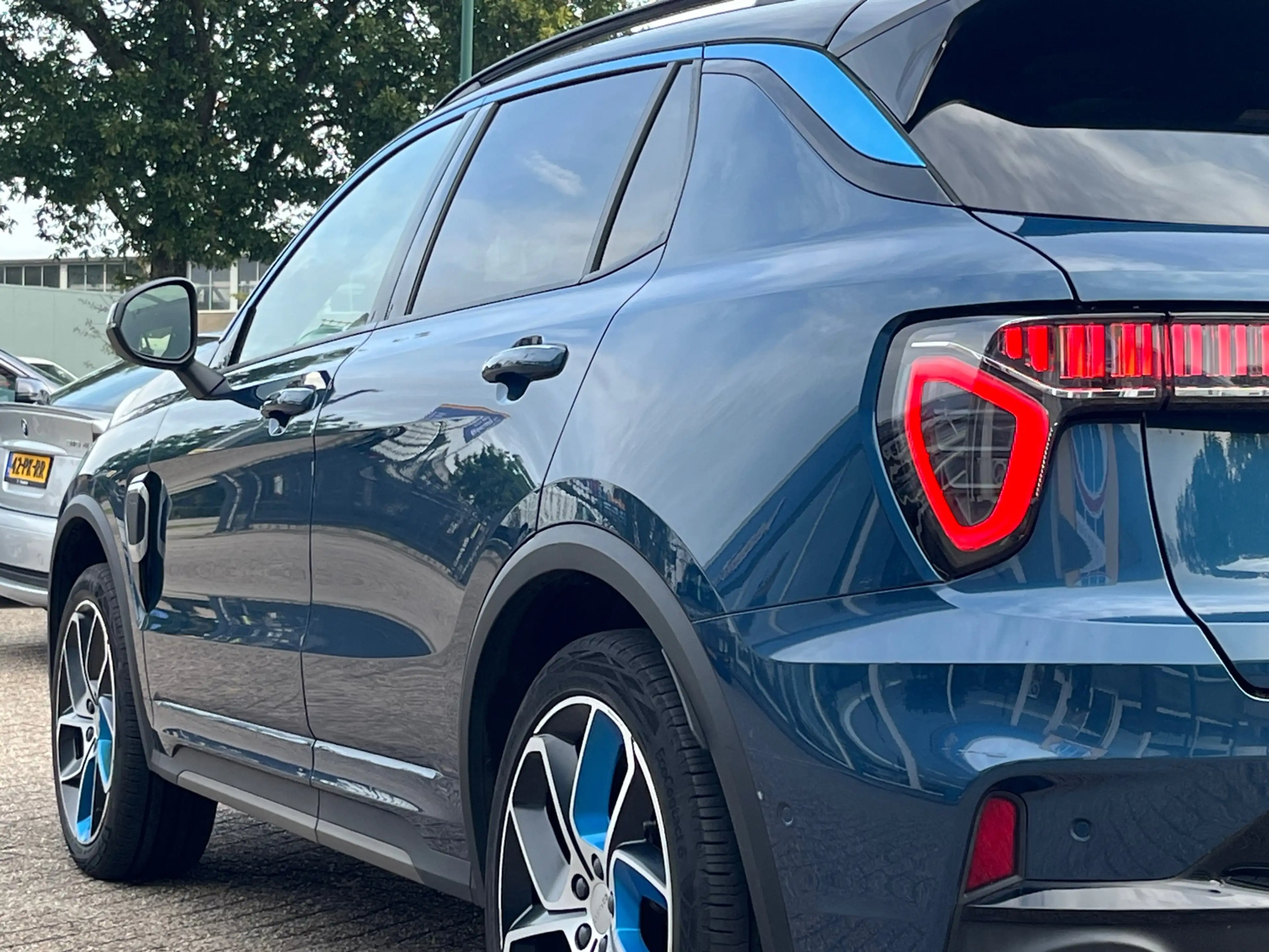 Lynk & Co 01 1.5 261pk PHEV 7DCTH | Orig.NL | PanoramaDak | 360 — photo 11