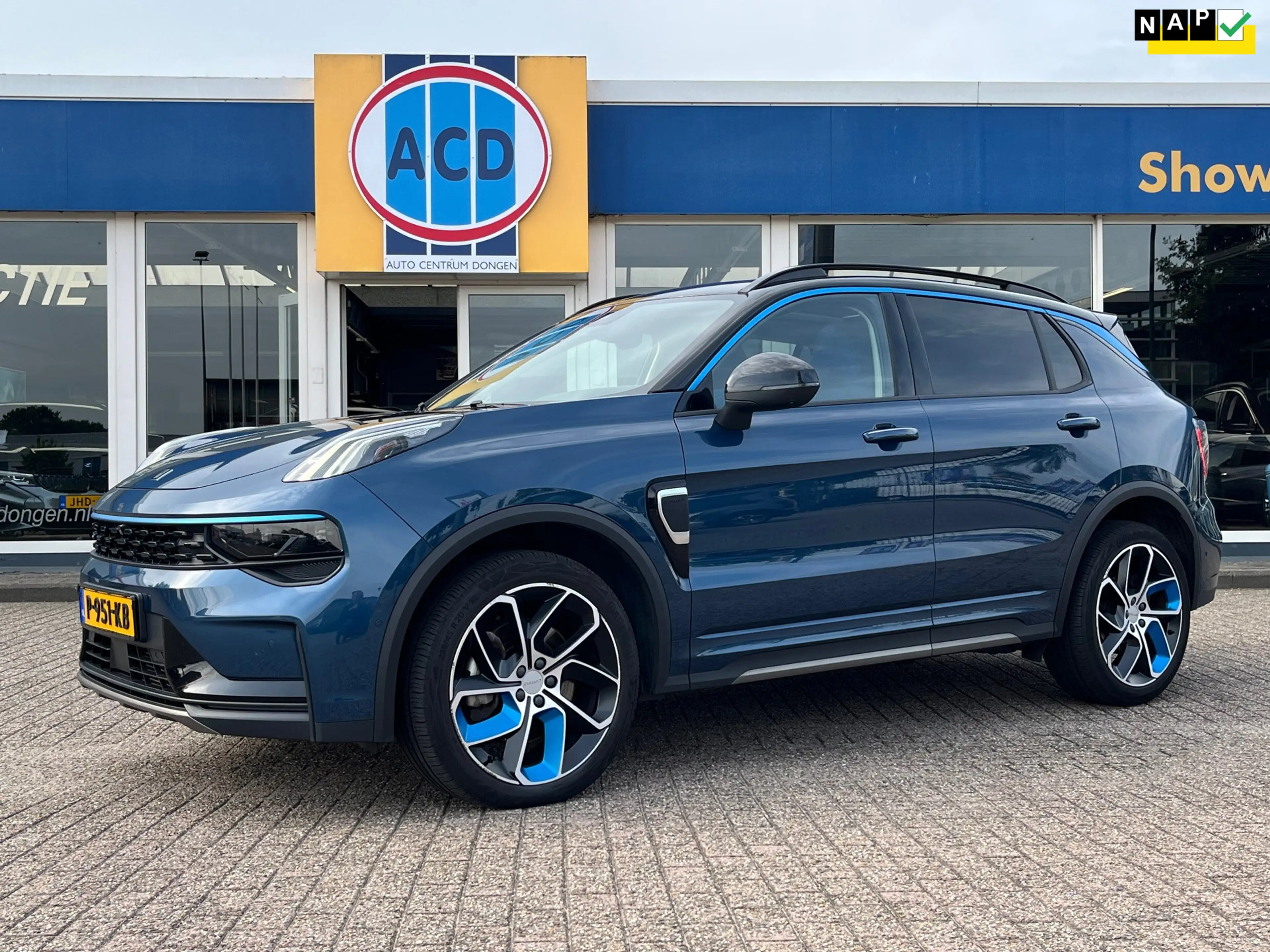 Lynk & Co 01 1.5 261pk PHEV 7DCTH | Orig.NL | PanoramaDak | 360