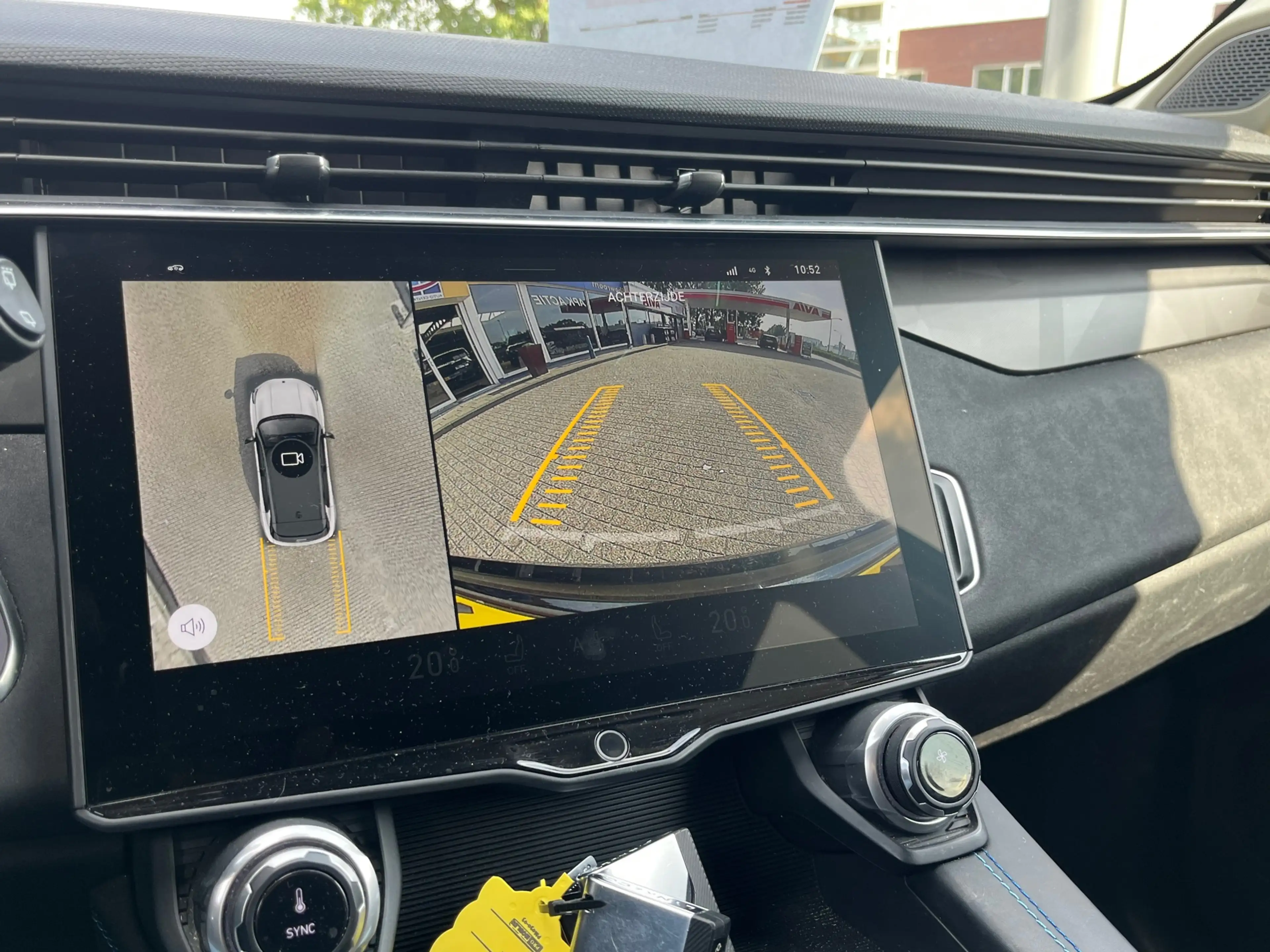 Lynk & Co 01 1.5 261pk PHEV 7DCTH | Orig.NL | PanoramaDak | 360 — photo 23
