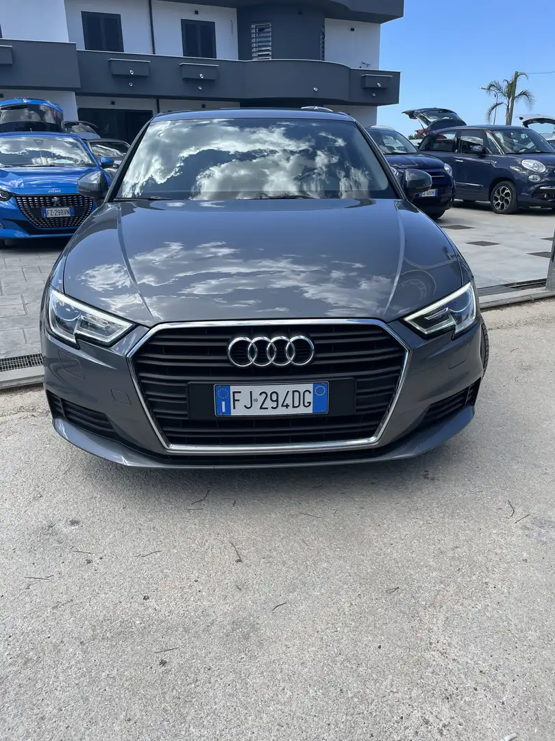 Audi A3 Sportback 1.6 tdi Ambiente 110cv E6 - 2