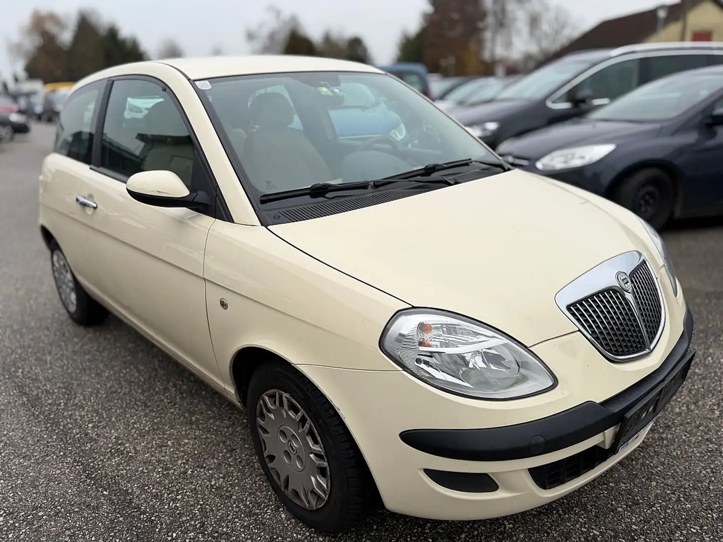 Lancia Ypsilon 1.2 *66000km* Gelb - 2
