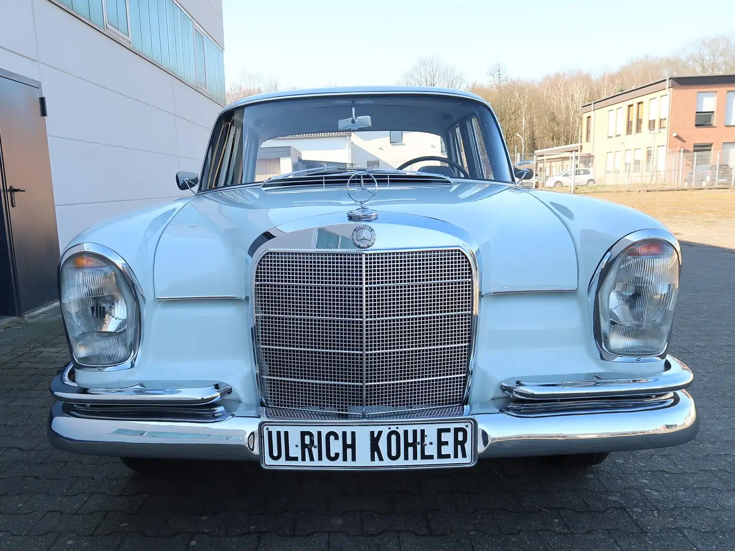 Mercedes-Benz 220 Fehér - 2