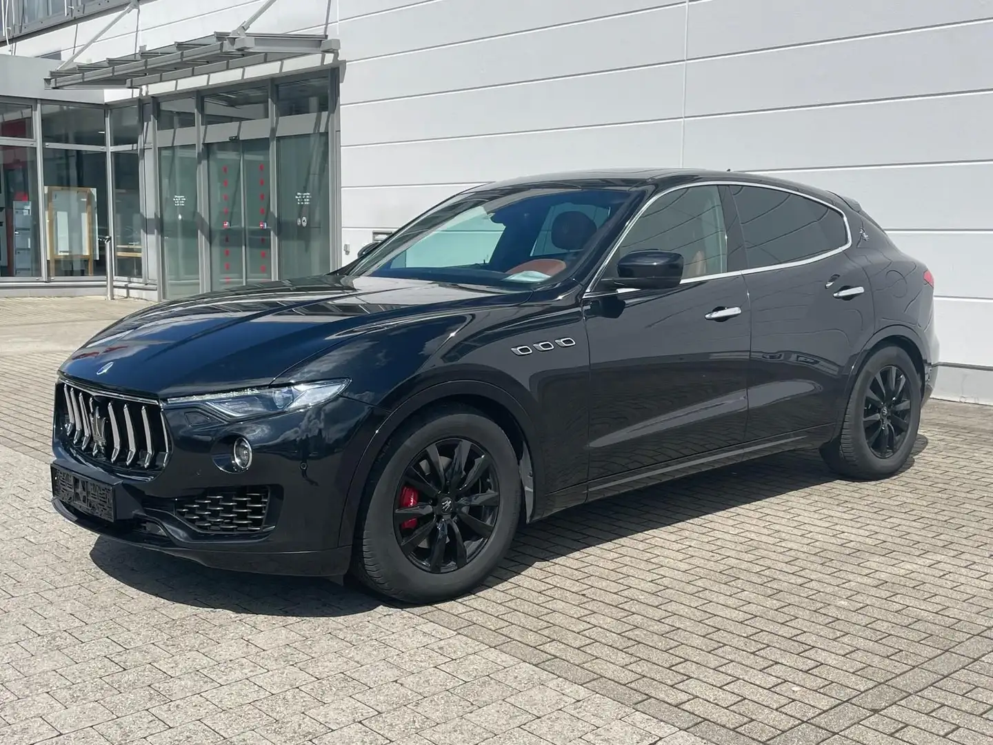Maserati Levante 3.0 V 6 Diesel Schwarz - 1