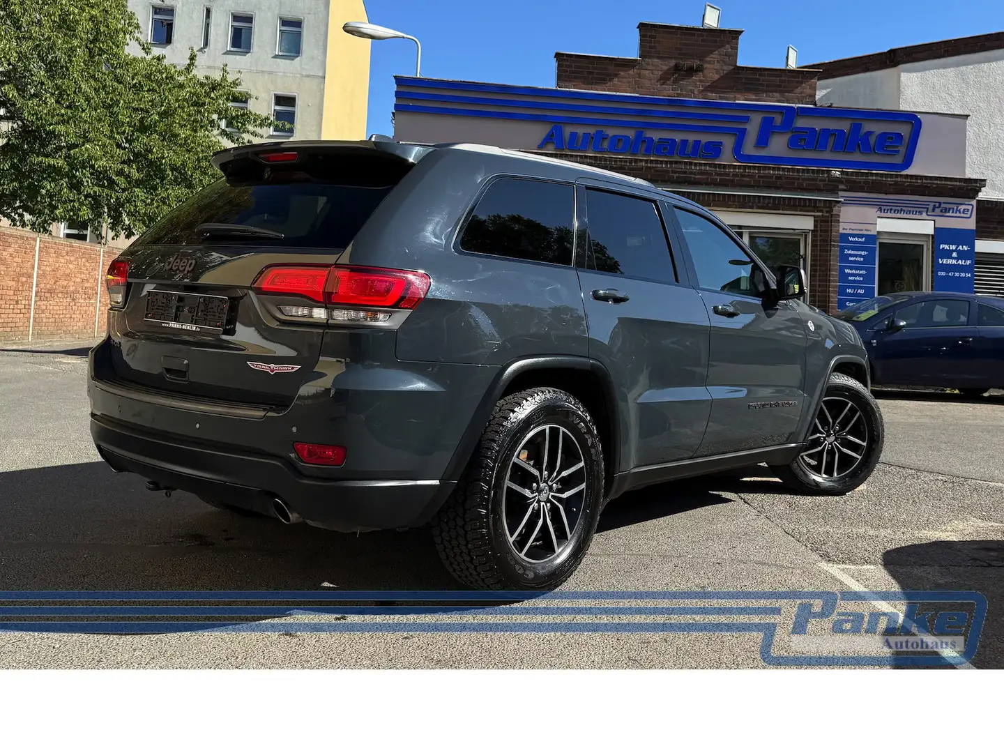 Jeep Grand Cherokee 3.0 CRD Trailhawk Grau - 2