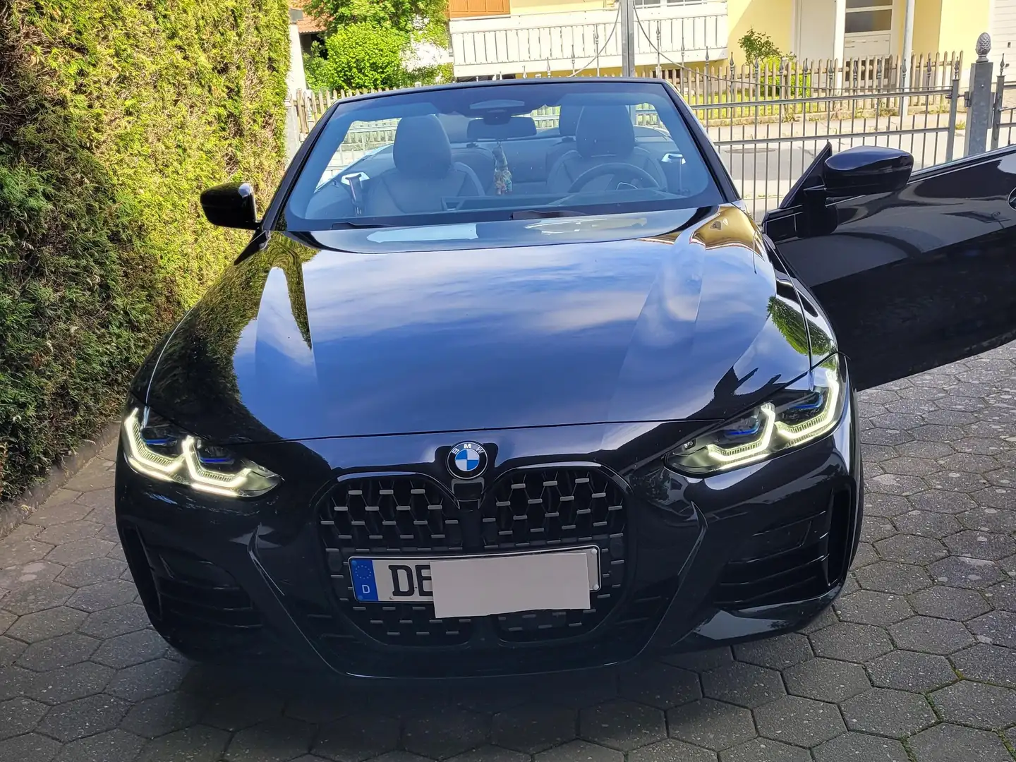 BMW 440 M440i Cabrio Schwarz - 2