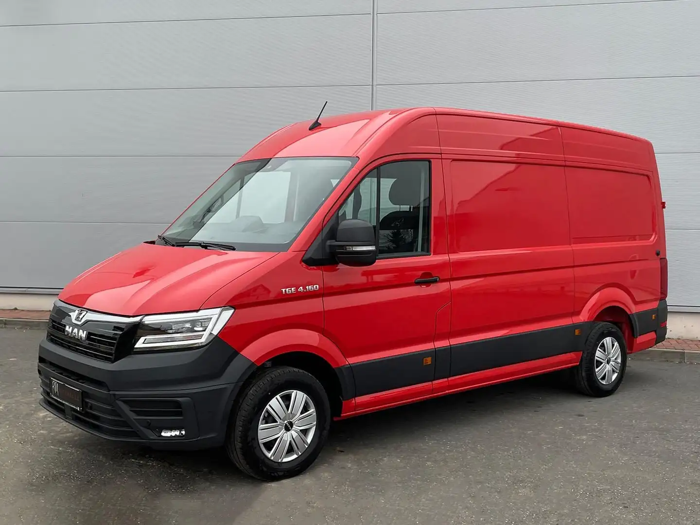 MAN TGE 4.160 L3H3 Kasten NAVI TEMP SITZH FEUERROT Červená - 1