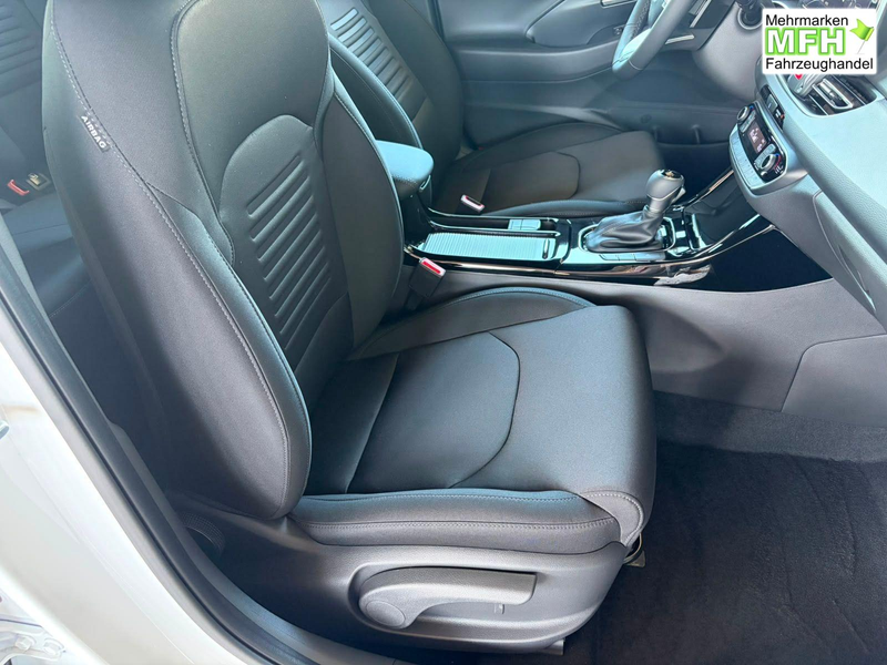 Hyundai i30 Kombi - PD GO Plus 1.0 TGDI Comfort Plus/ ACC /... — photo 9