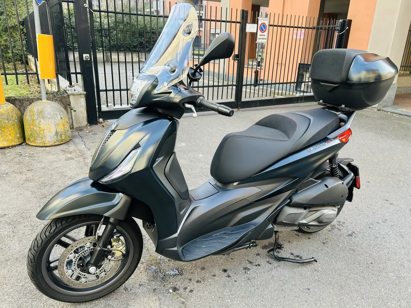 Piaggio Beverly 300 300 Hpe Sport Blu/Azzurro - 2