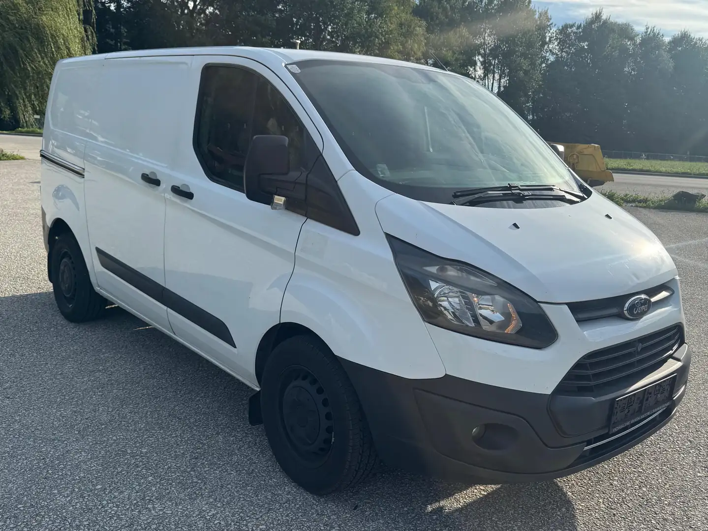 Ford Transit Custom Transit Custom Kasten 2,0 TDCi L1H1 310 Trend Trend Weiß - 1