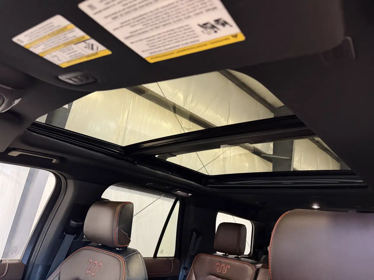 Ford Expedition снимка Ford Expedition