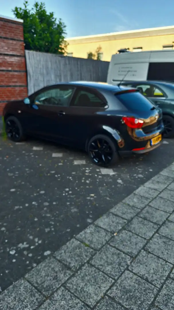 SEAT Ibiza 1.6 Sport Zwart - 1