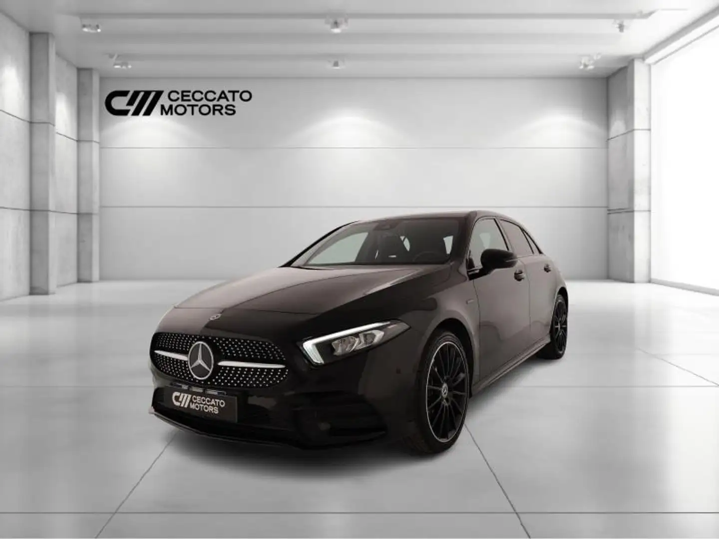 Mercedes-Benz A 250 e eq-power Premium Plus edition auto Schwarz - 1
