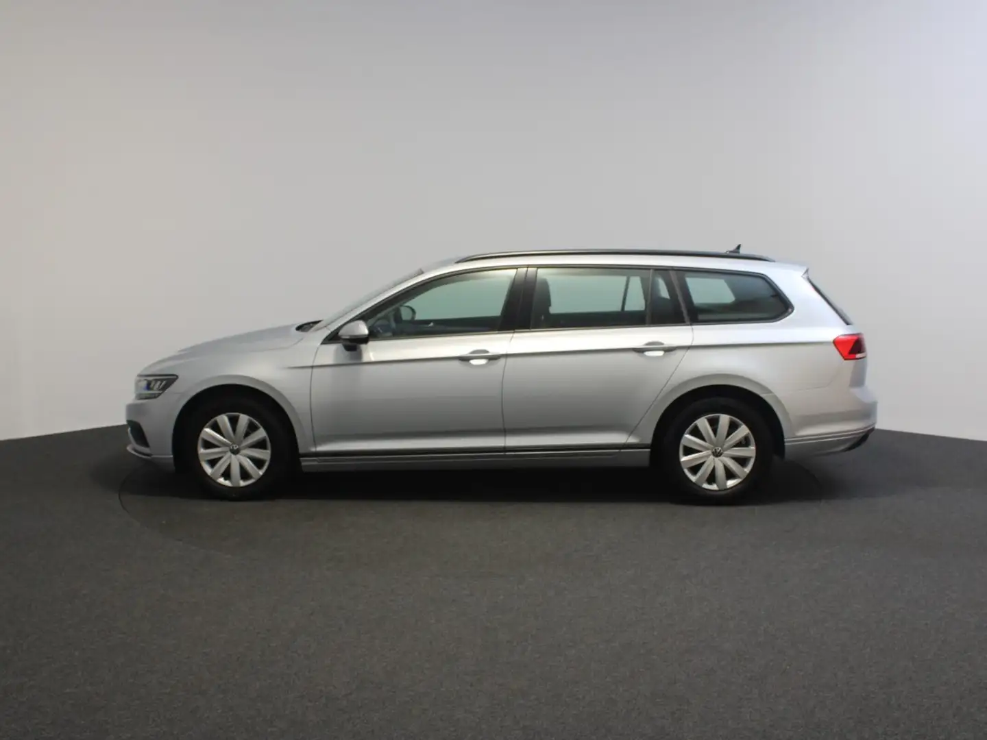Volkswagen Passat Variant 2.0 TDI DSG Basis Navi LED Klima App-Connect Plateado - 2