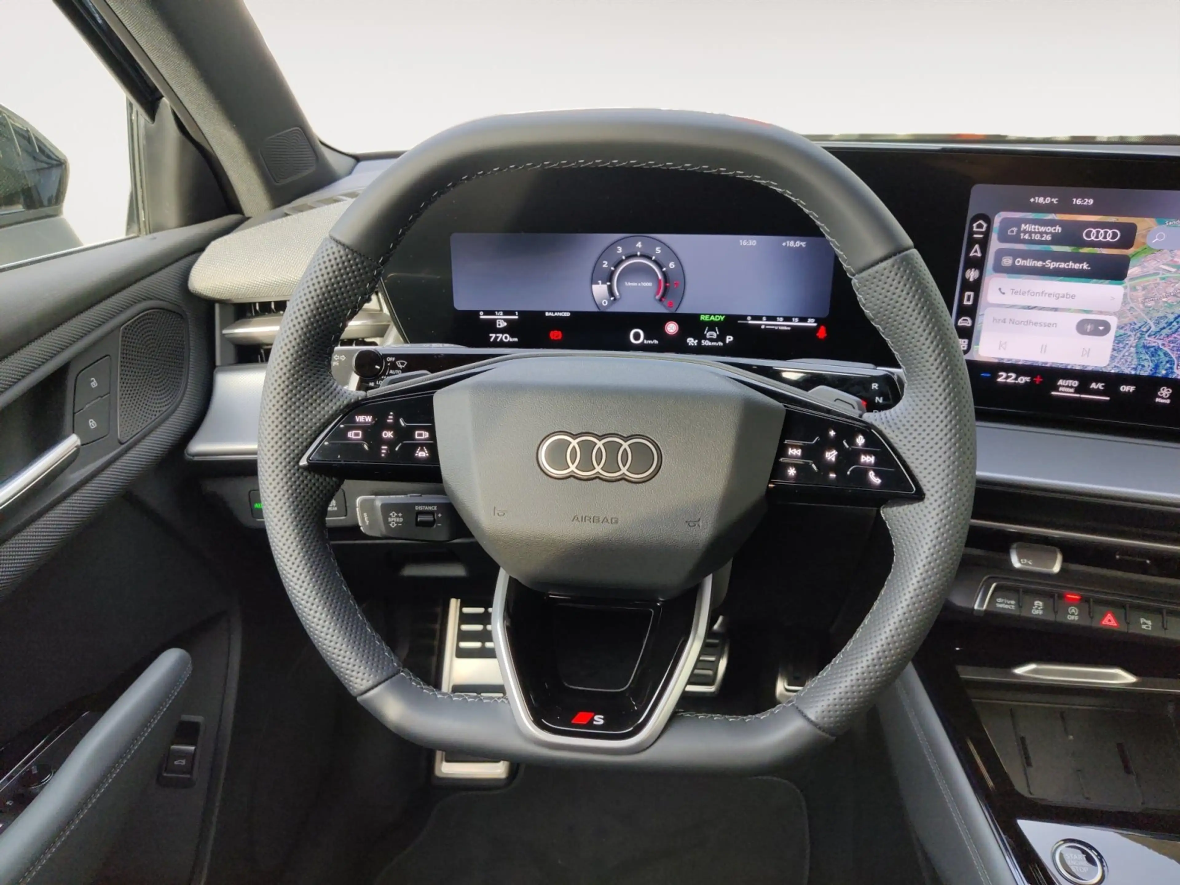 Audi Q3 1.5 TFSI 360 ACC AHK — photo 11