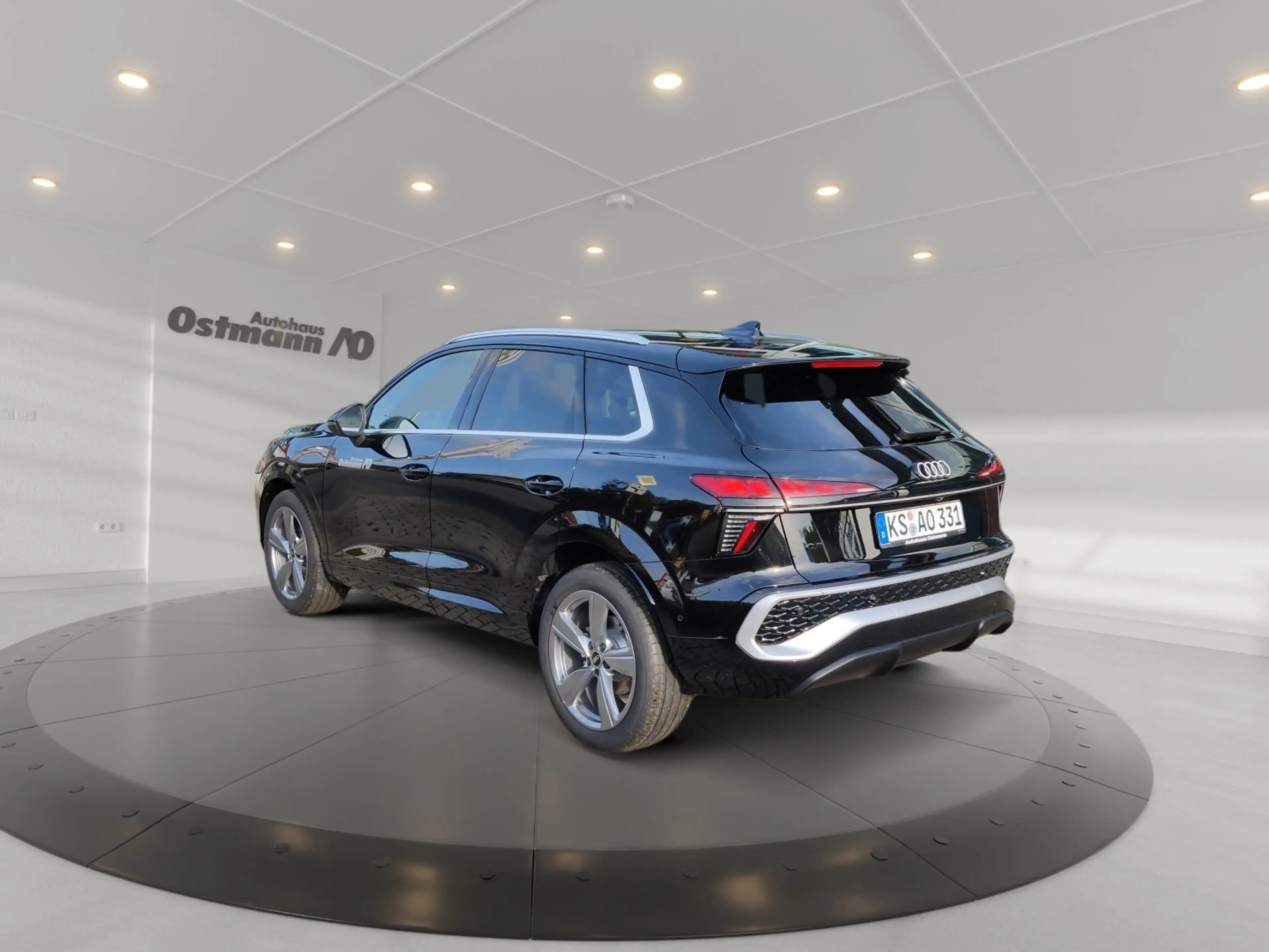 Audi Q3 1.5 TFSI 360 ACC AHK — photo 3