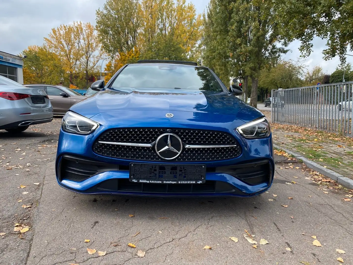 Mercedes-Benz C 180 *Edition AMG/Pano/Night/360°/Distr/Memory* Blau - 1