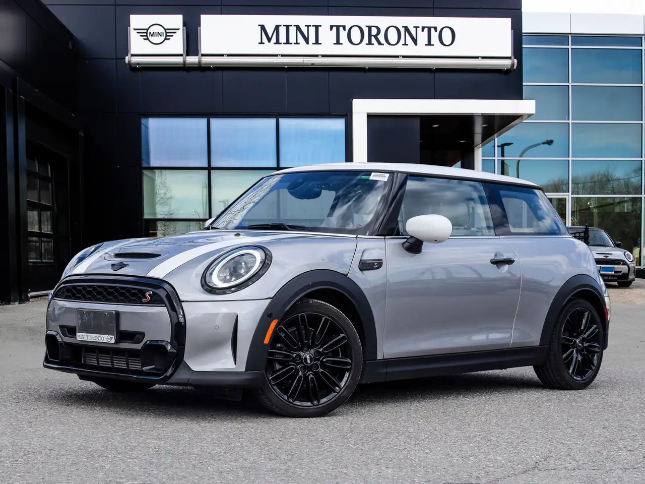 2024 MINI 3 Door