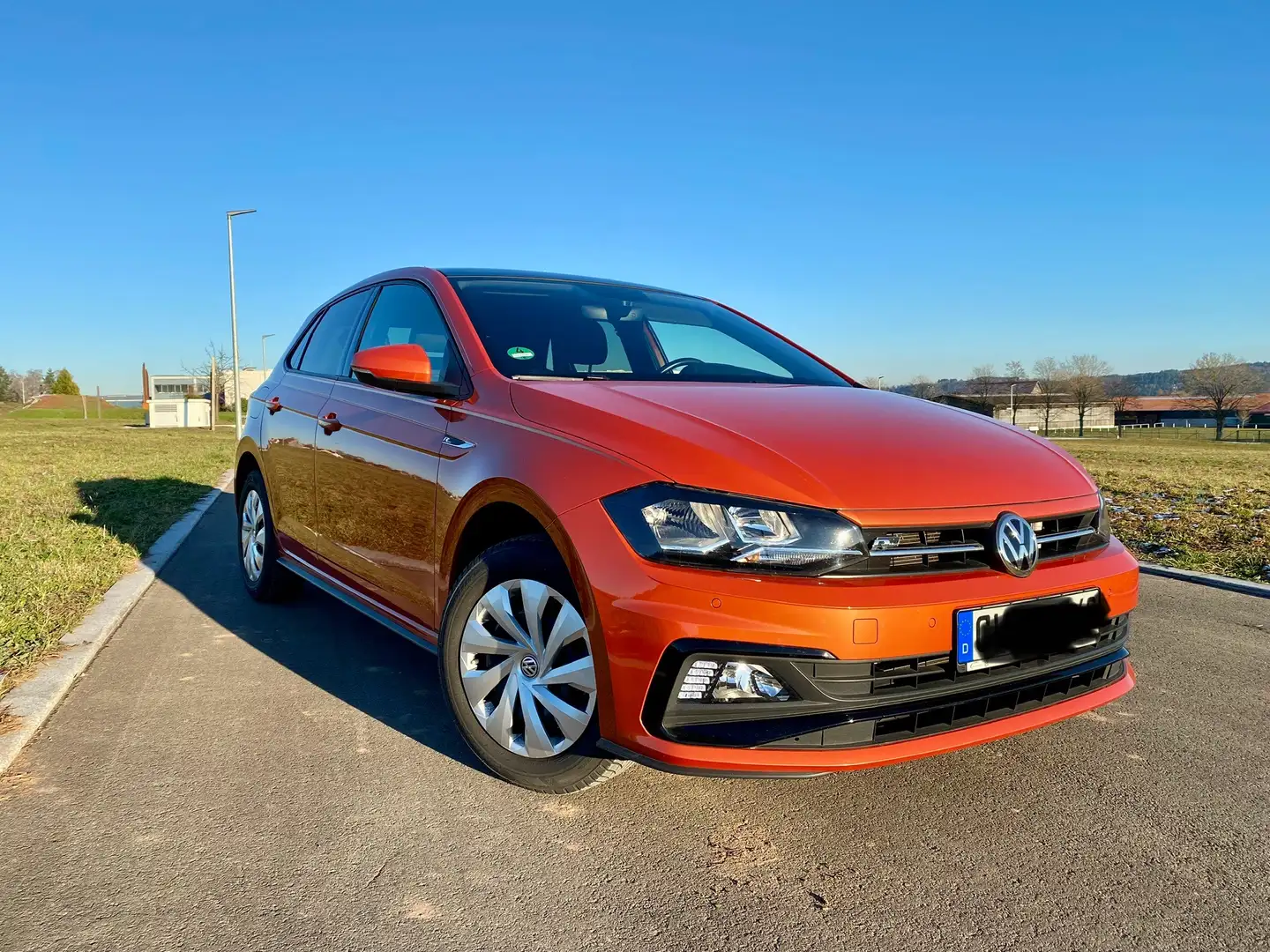 Volkswagen Polo 1.0 TSI R-Line innen/ aussen Orange - 1