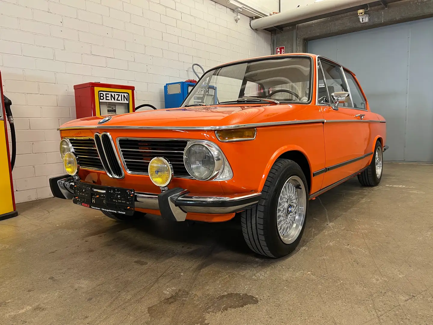 BMW 2002 Оранжевий - 2