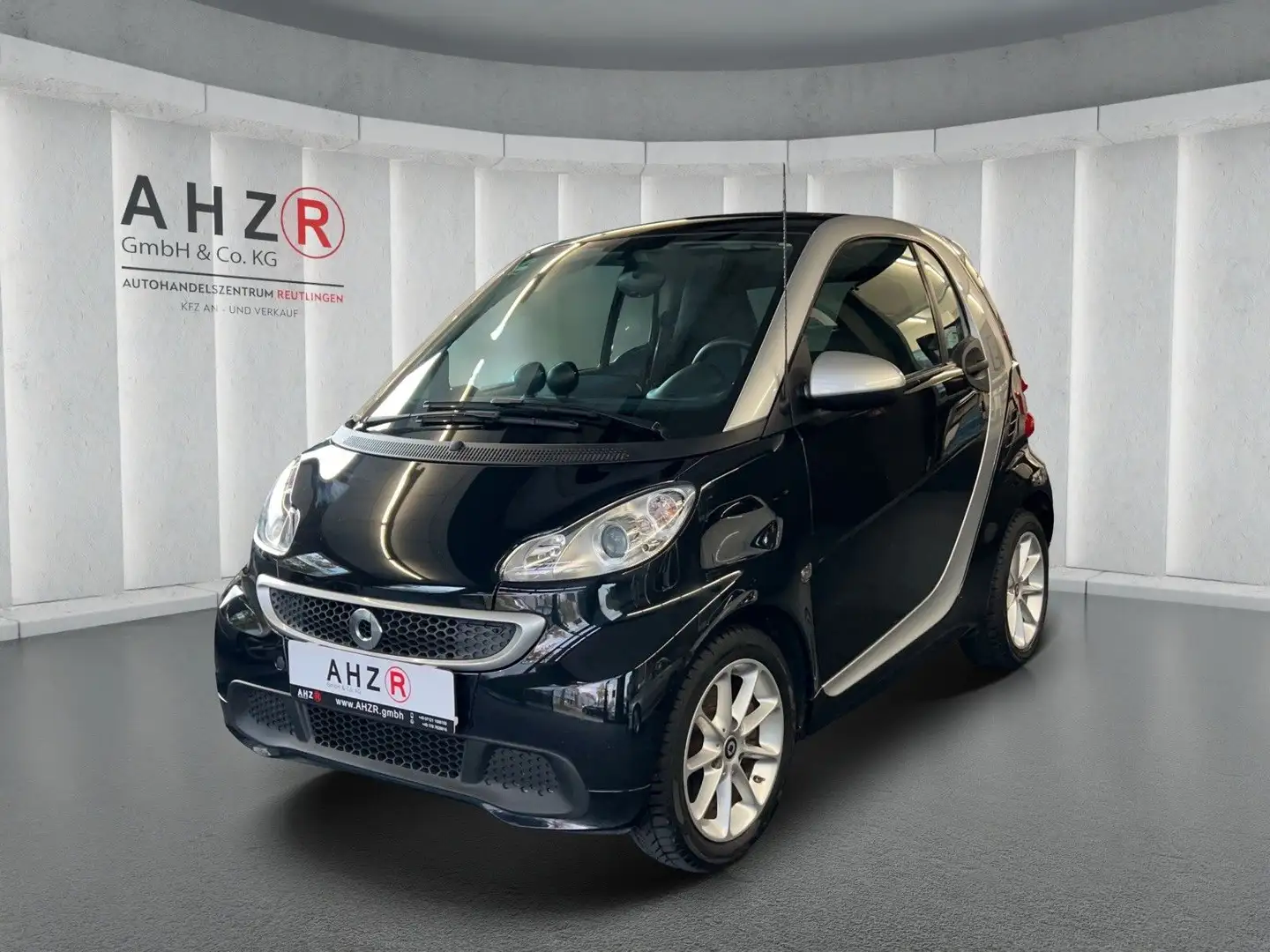 smart forTwo coupe electric drive Schwarz - 1