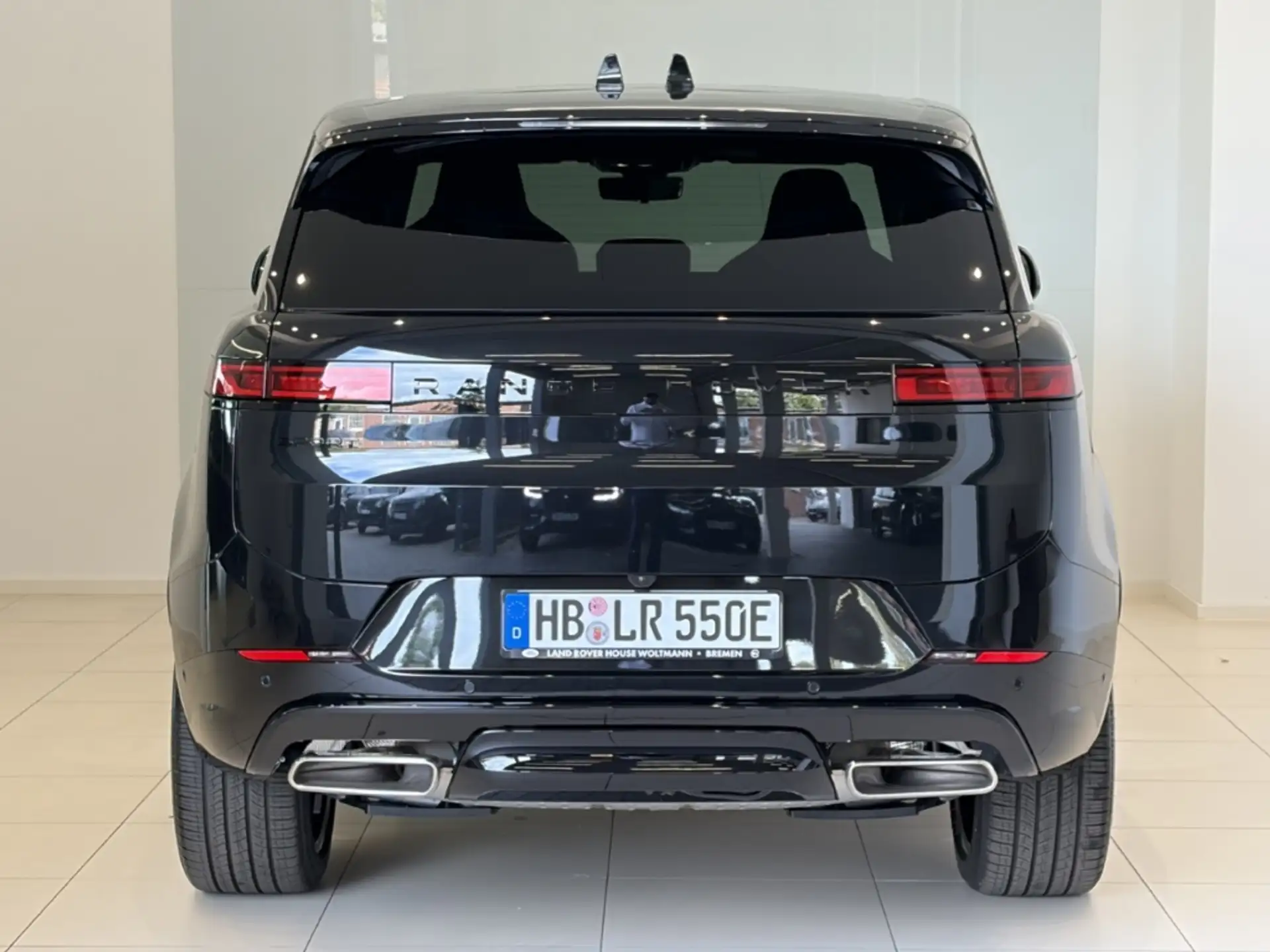 Land Rover Range Rover Sport 2026 건메탈 사진 5