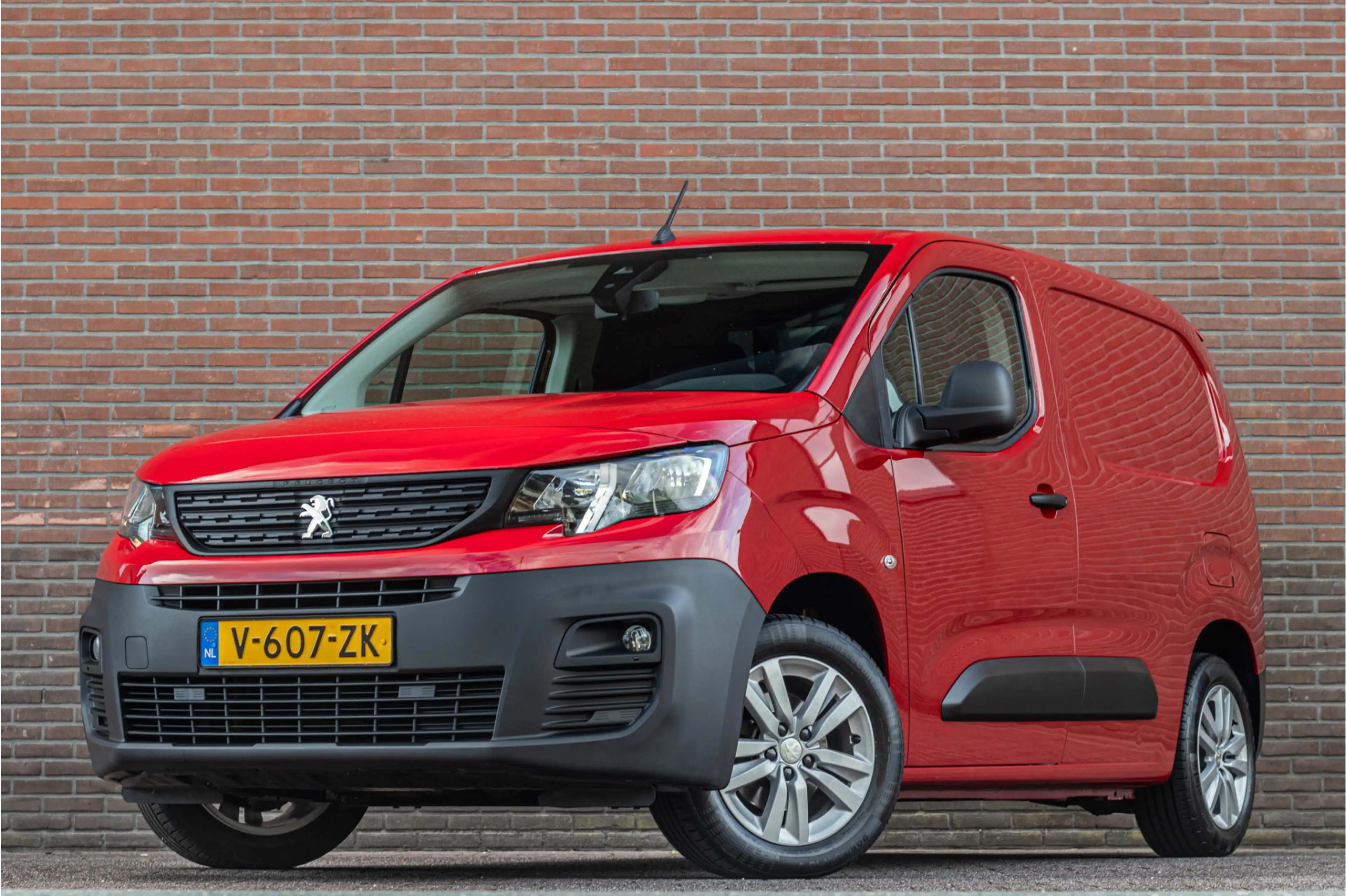 Peugeot Partner 1.6 BlueHDI Premium, 128.000km NAP, Stoelverwarmin