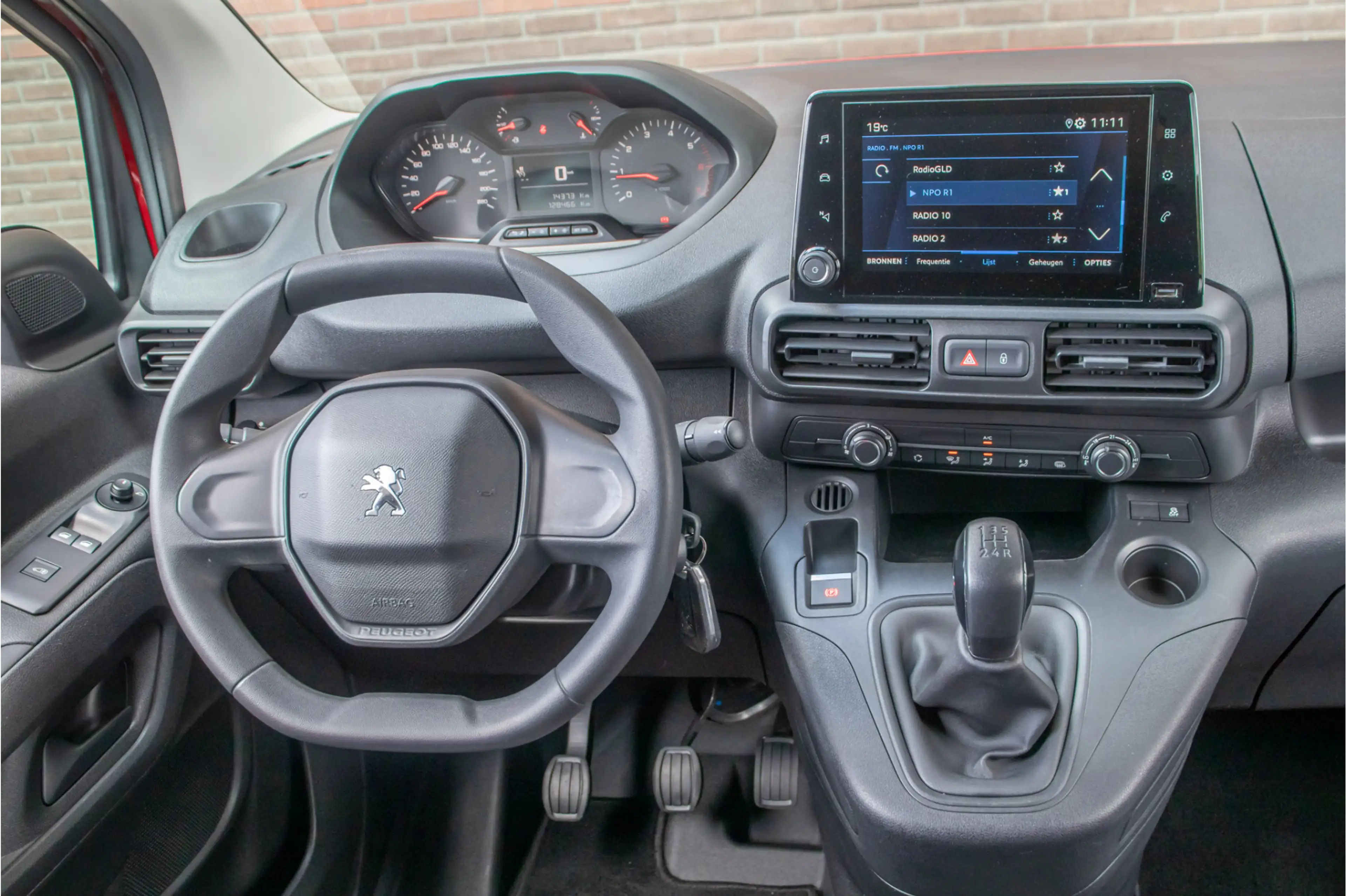 Peugeot Partner 1.6 BlueHDI Premium, 128.000km NAP, Stoelverwarmin — photo 8