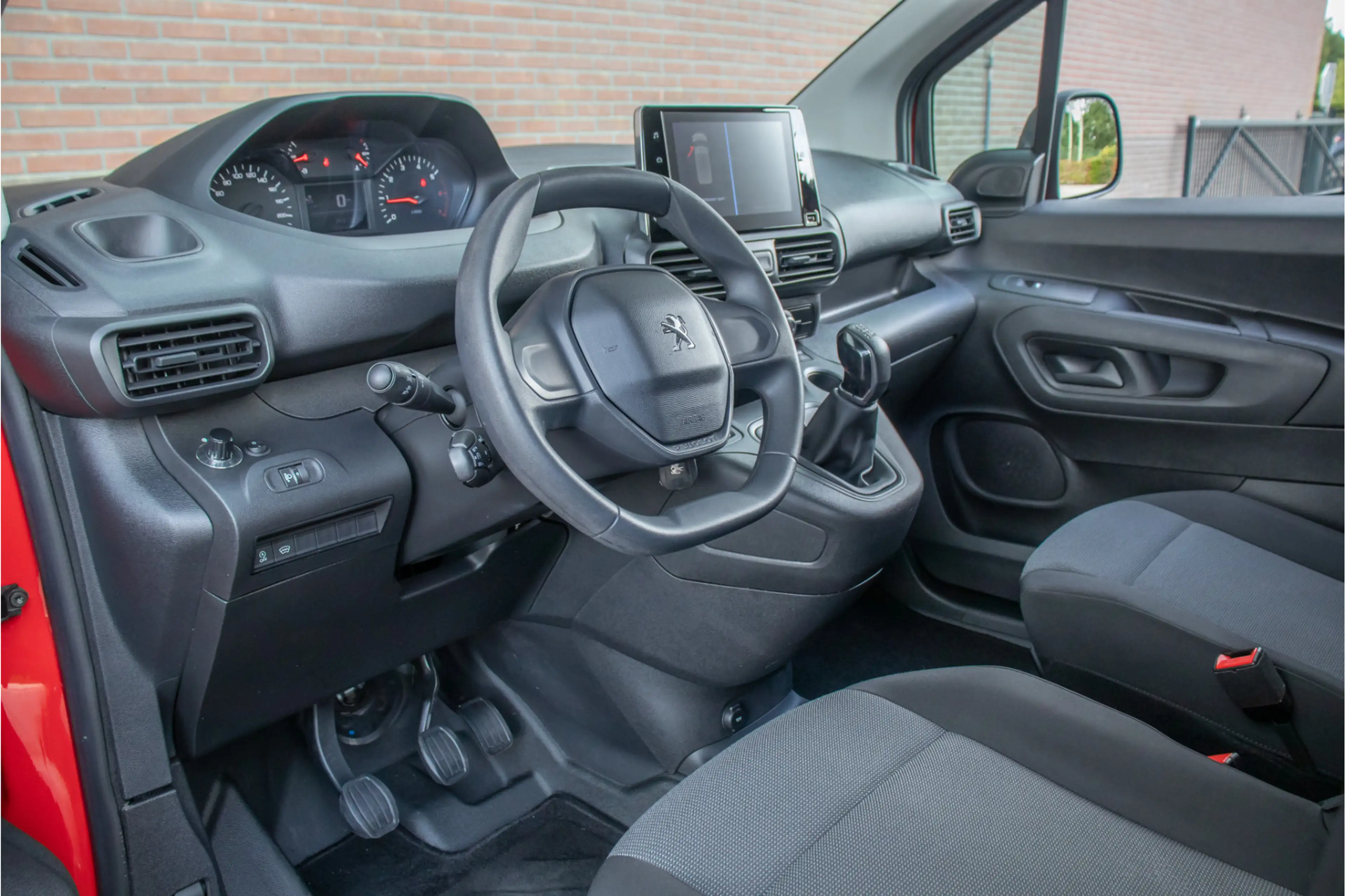 Peugeot Partner 1.6 BlueHDI Premium, 128.000km NAP, Stoelverwarmin — photo 2