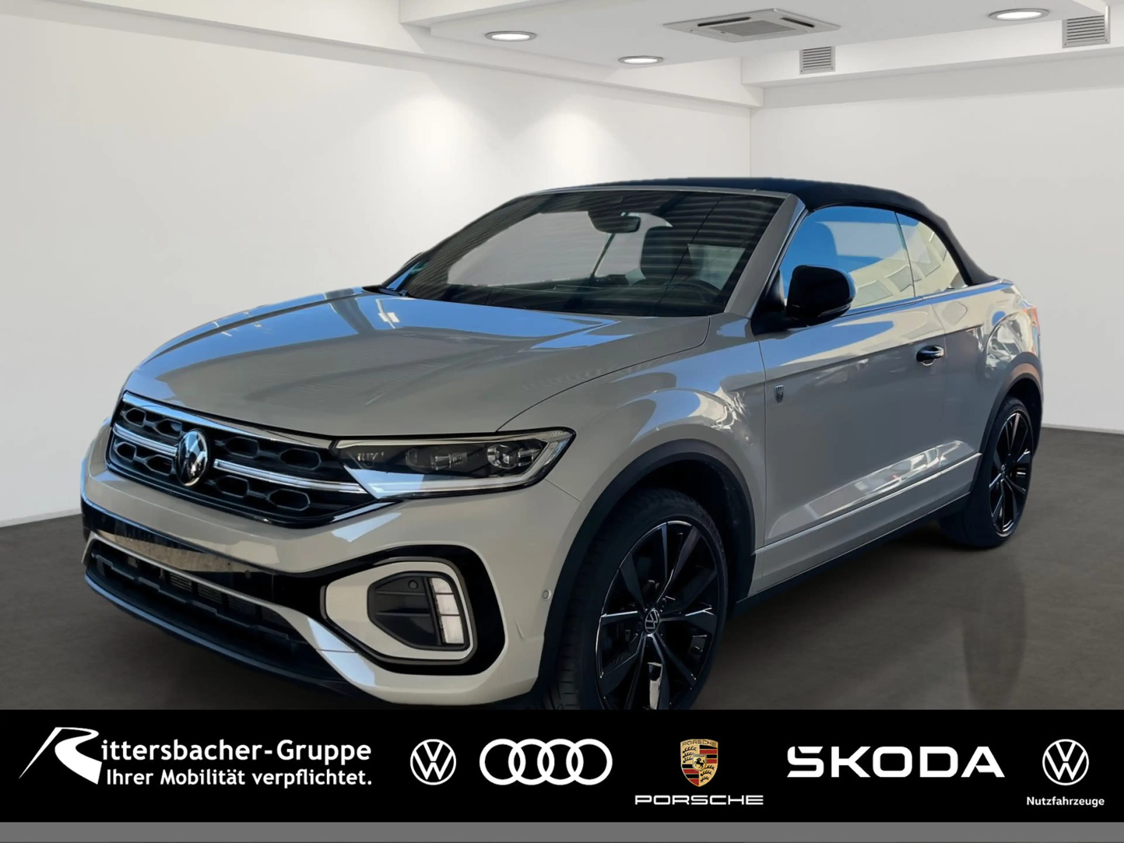 Volkswagen T-Roc R-Line Edition Karmann AHK Stand