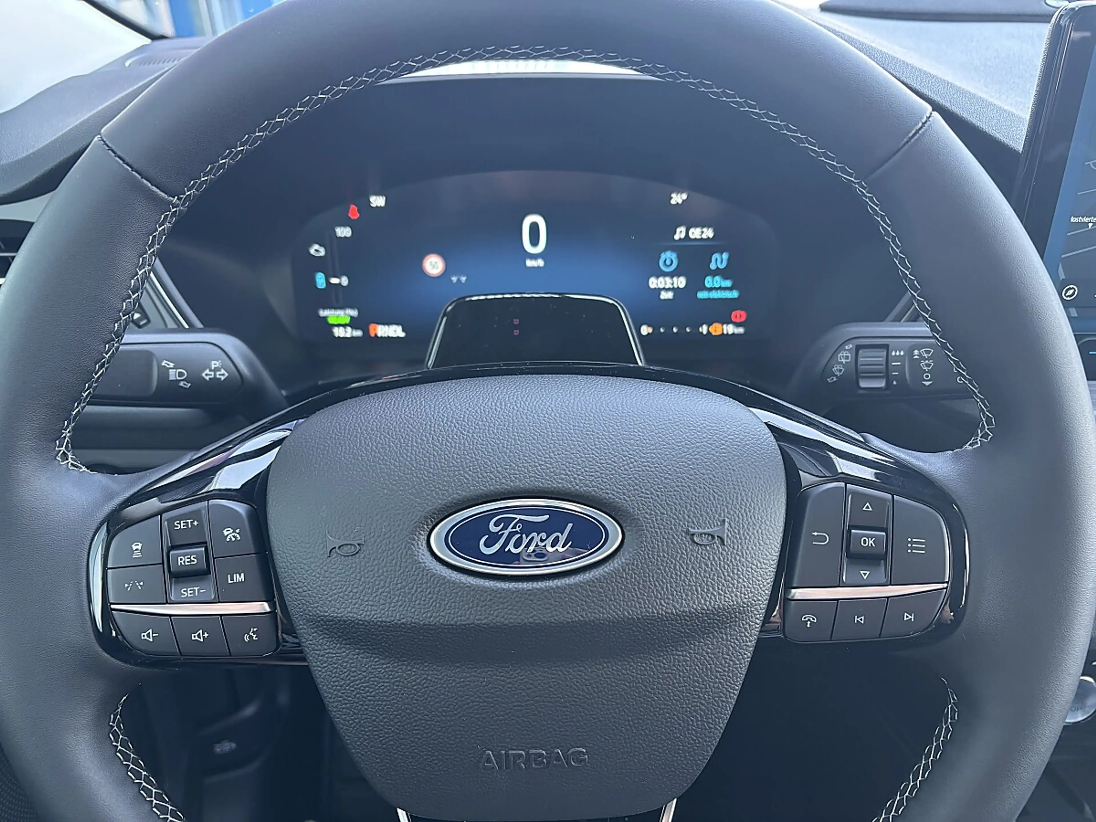 Ford Kuga Active X 5D 2.5HEV 180PS CVT FWD — photo 11
