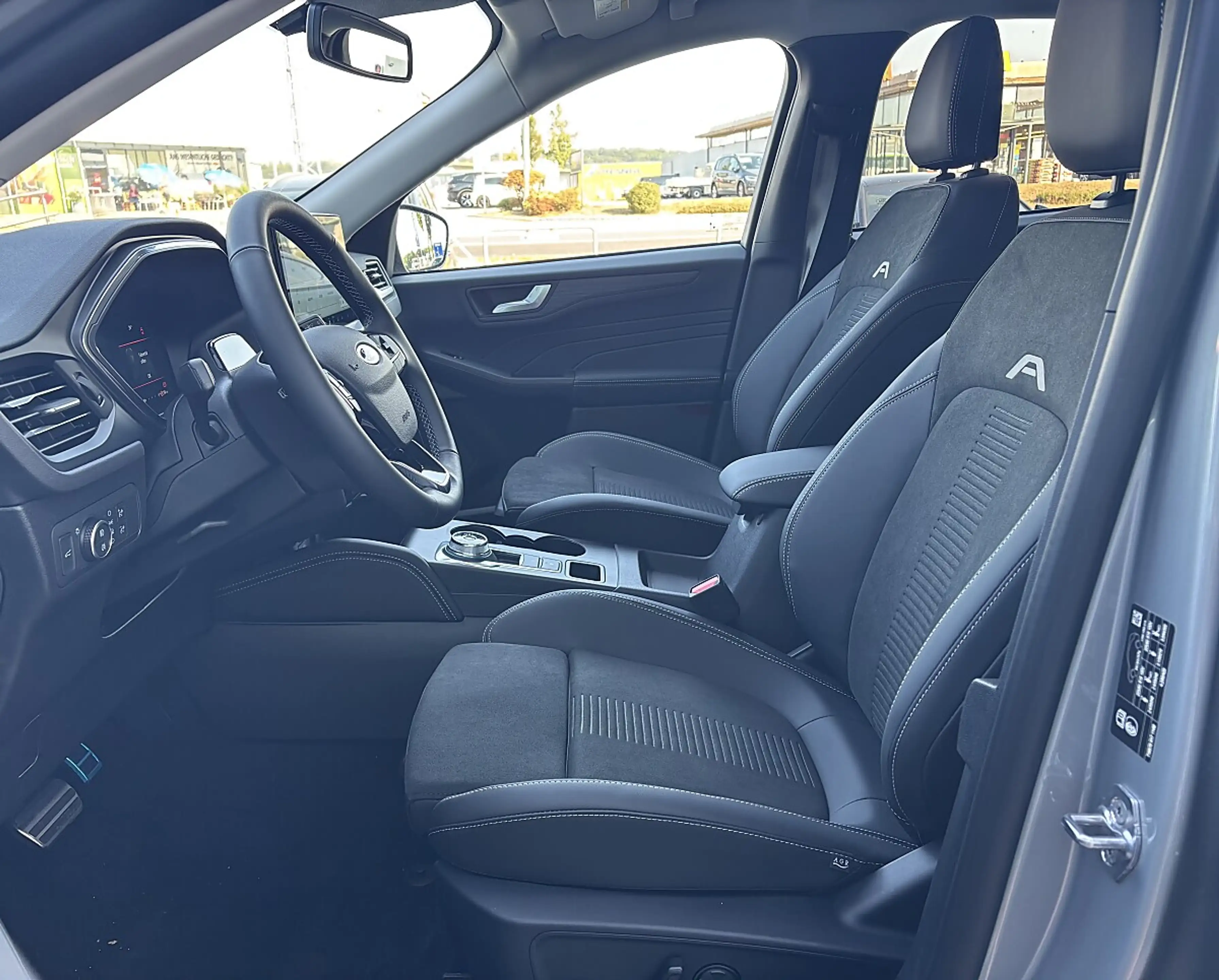 Ford Kuga Active X 5D 2.5HEV 180PS CVT FWD — photo 9