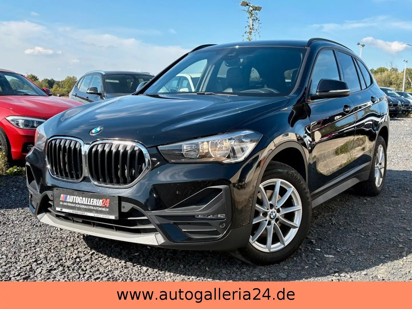 BMW X1 sDrive18d Aut. Navi Leder M SPORTLENKRAD 1.HD Noir - 1
