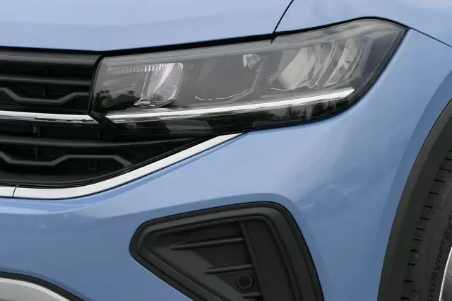 Volkswagen T-Cross view 2