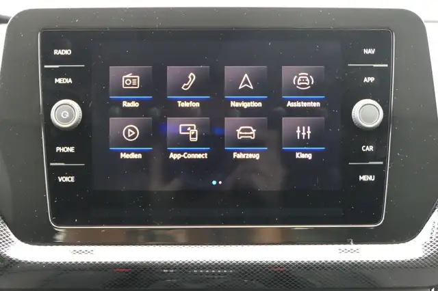 Volkswagen T-Cross view 11