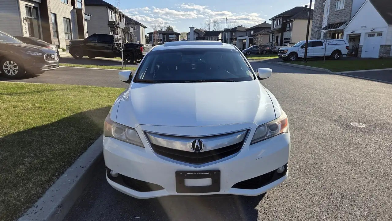 Acura ILX снимка Acura ILX