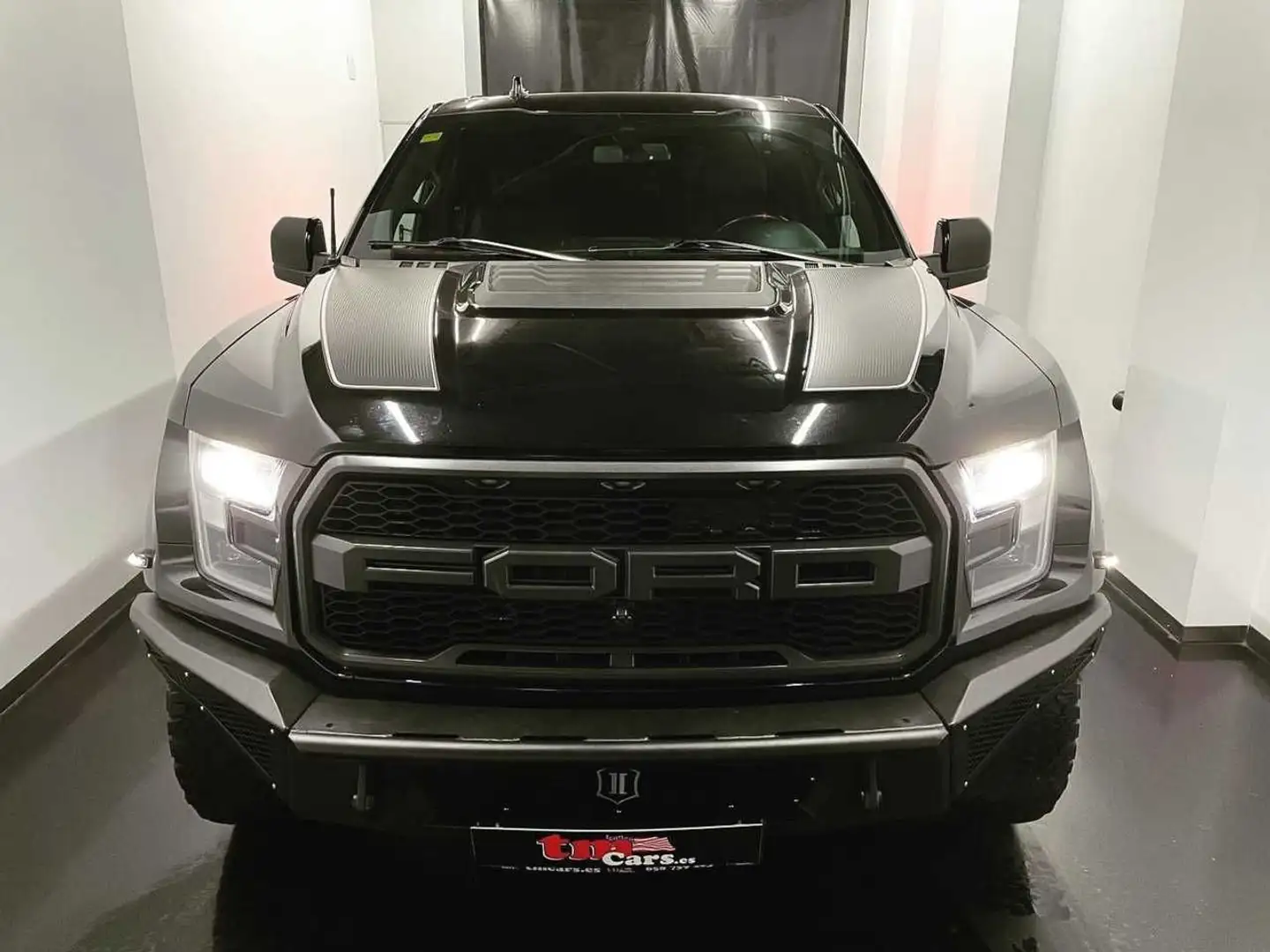 Ford F 150 RAPTOR 802-A Negro - 1