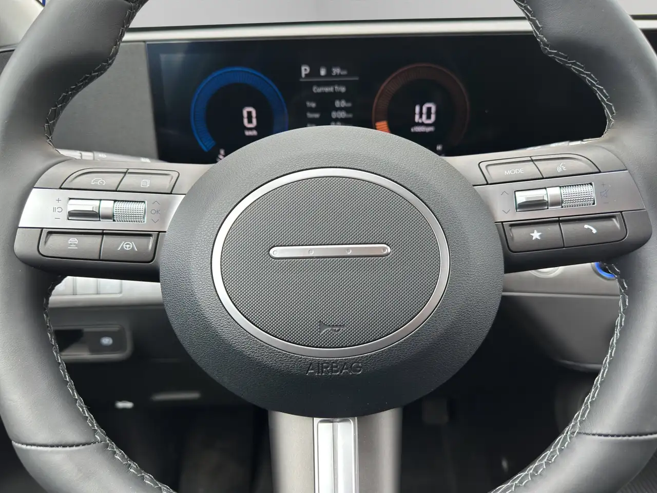 Hyundai KONA снимка Hyundai KONA