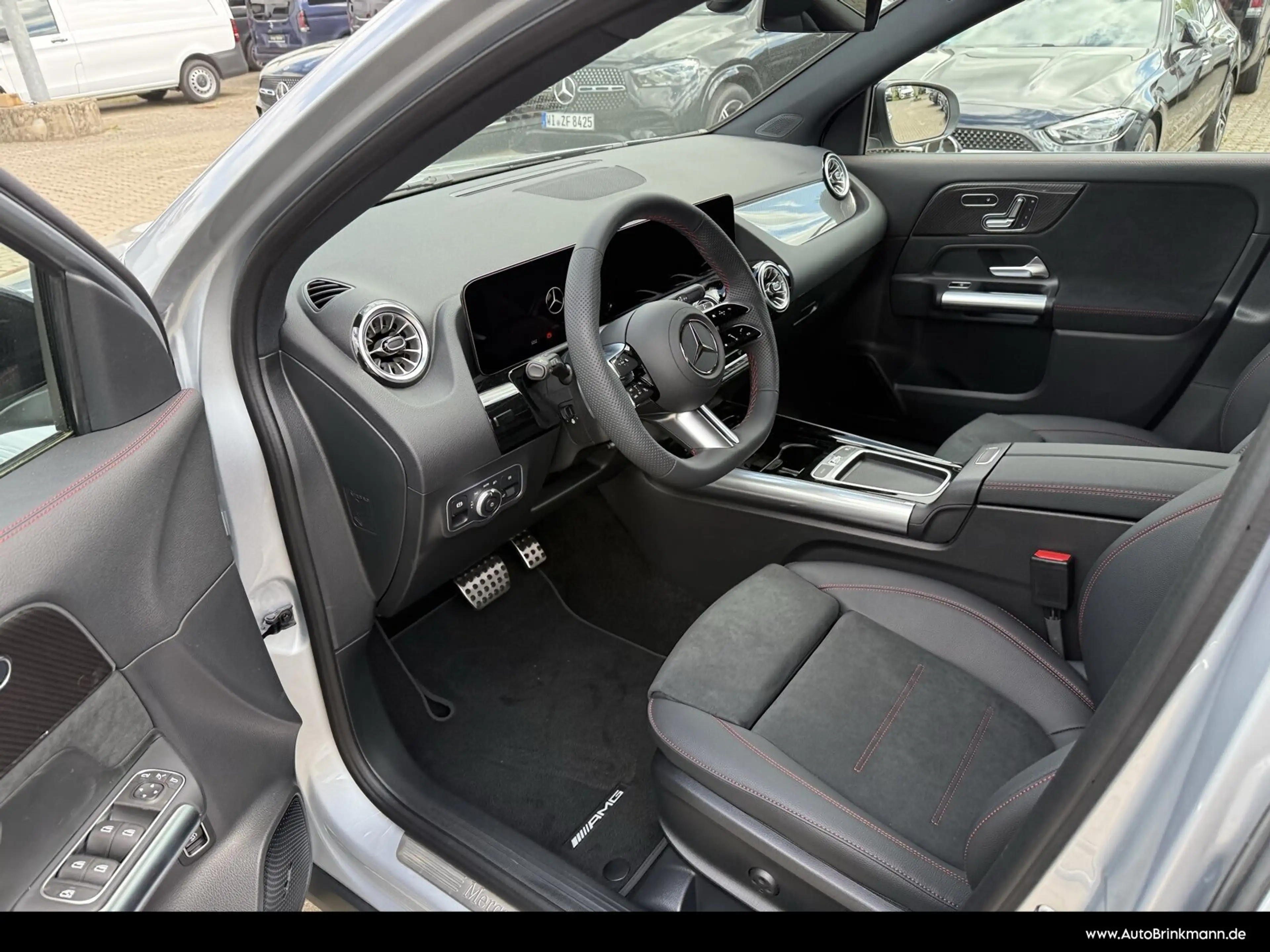 Mercedes-Benz GLA 200 GLA 200 AMG Line/Pano/Multibeam/AHK/360°/EasyP — photo 10