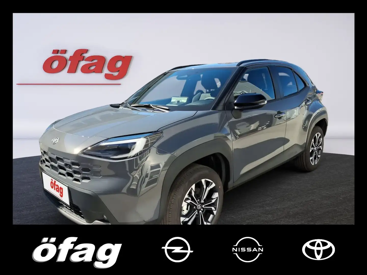 Toyota Yaris Cross 1,5 HSD TEAMPLAYER 2WD Technik Paket Grau - 1