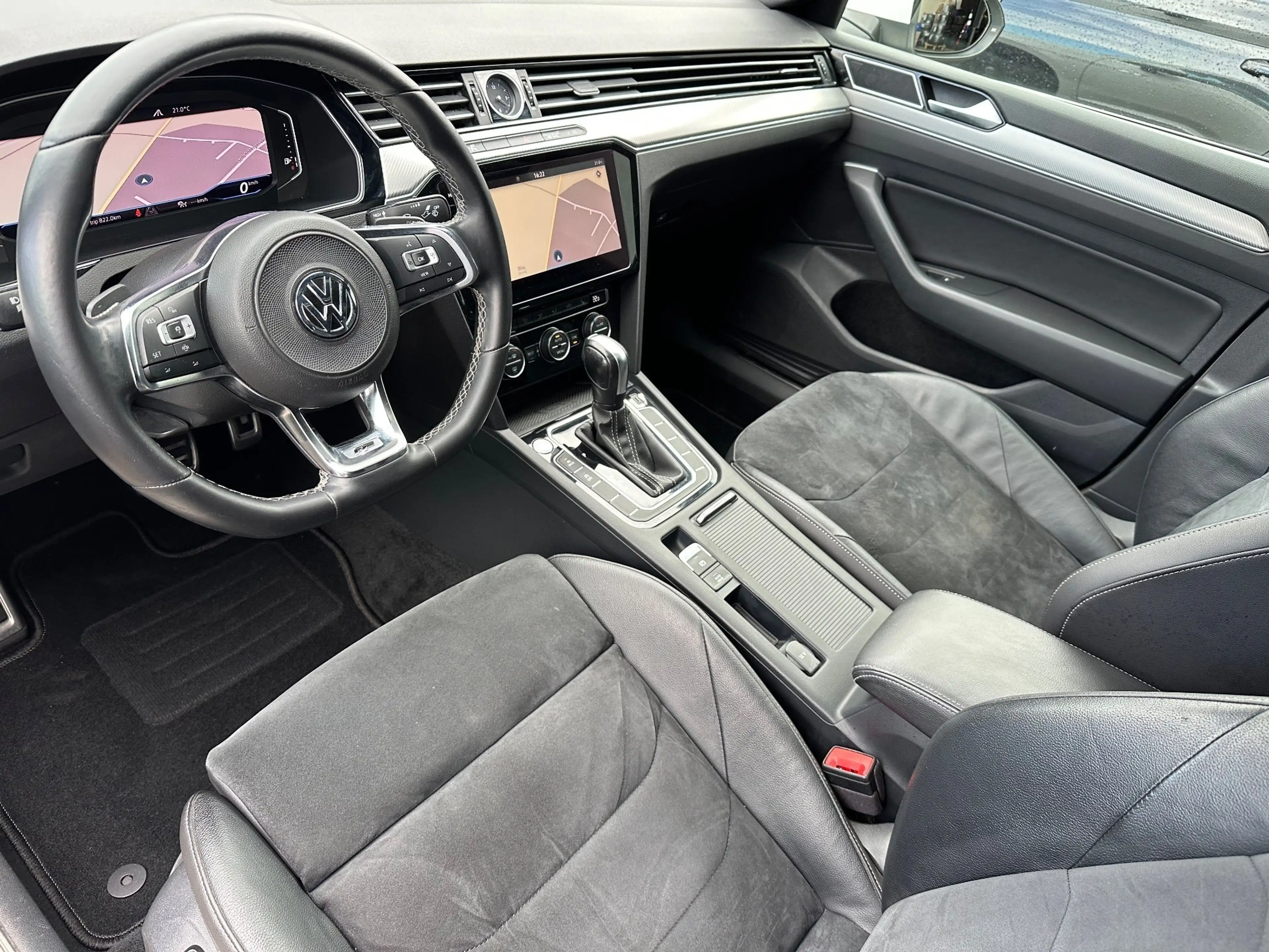 Volkswagen Arteon 2.0 TSI DSG R-Line NAV+LED+PANO+360°+ACC+DCC+KAM — photo 9